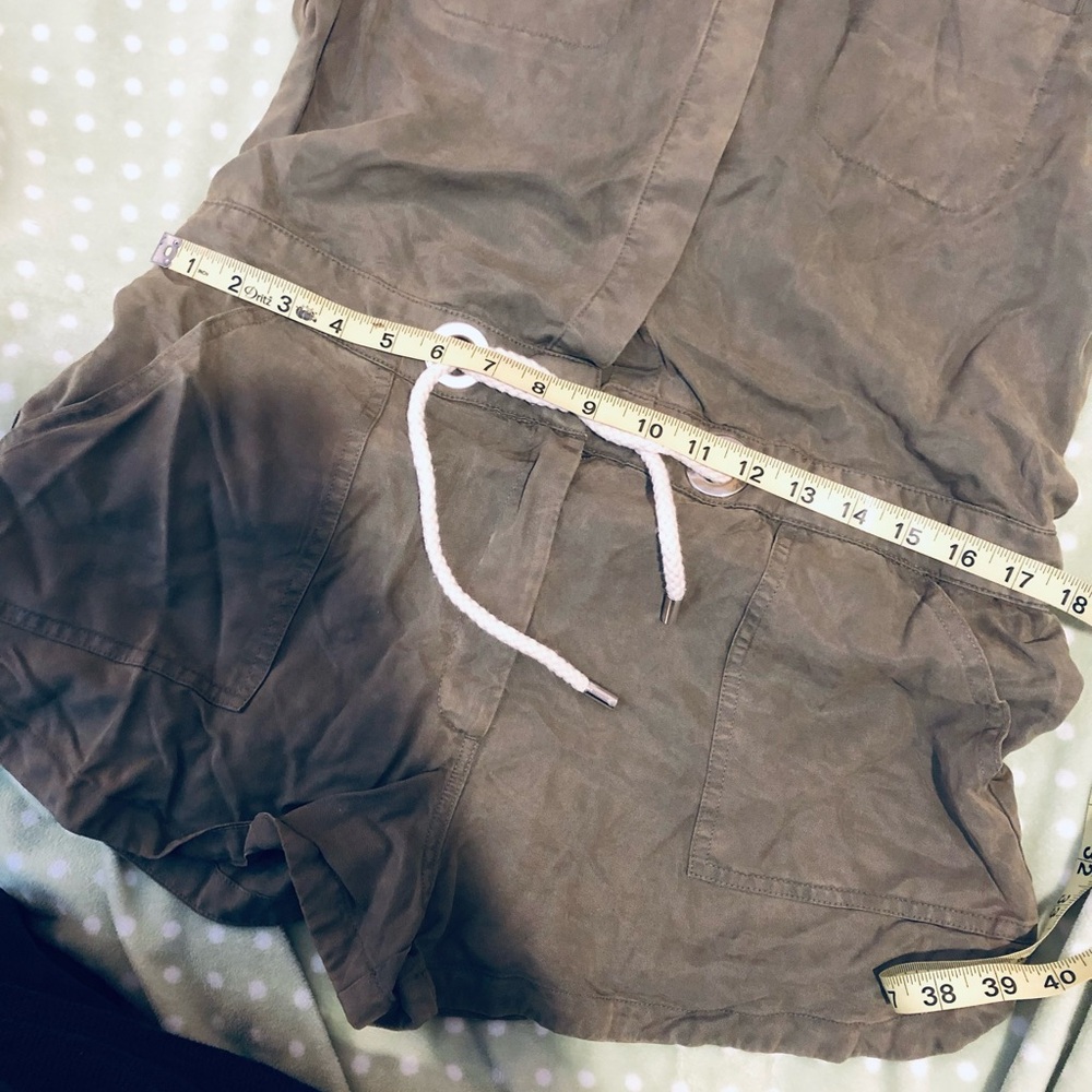 Abercrombie and fitch green romper - Picture 6 of 7